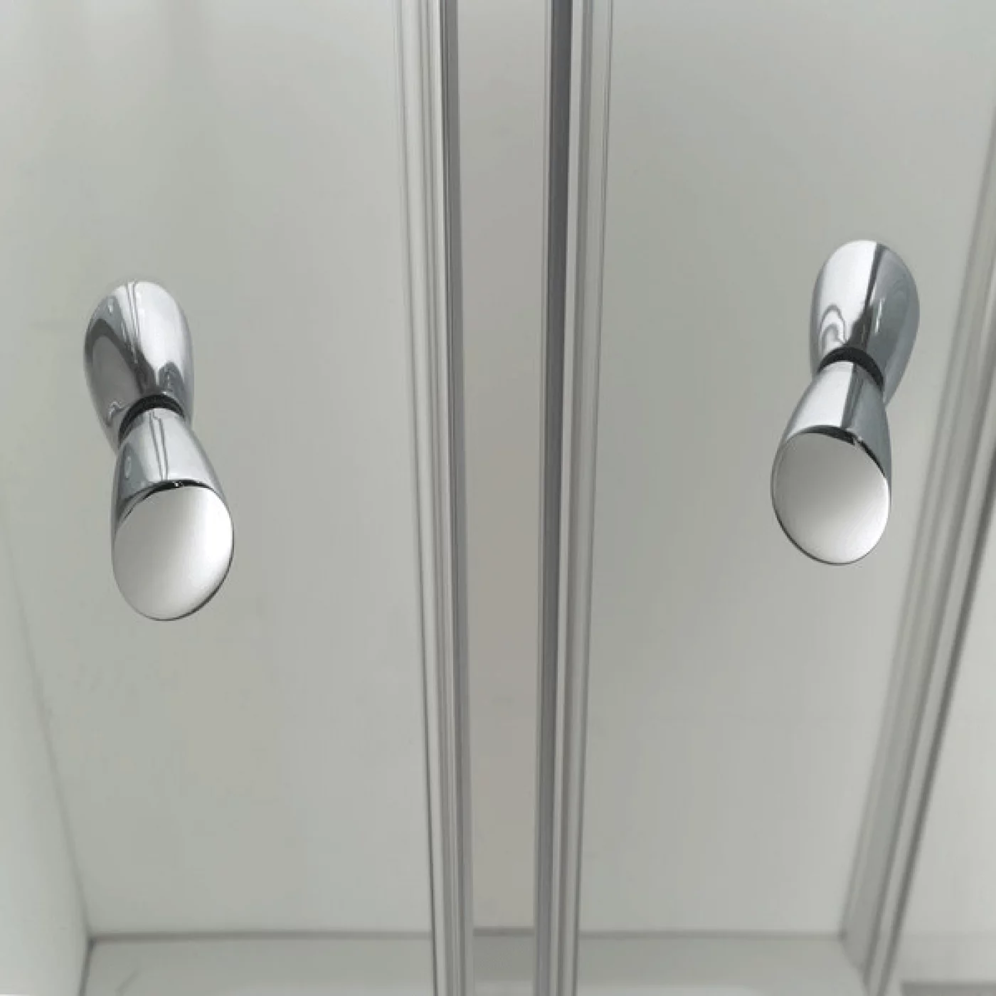 PORTA DOCCIA 2 ANTE BATTENTI PER BOX DOCCIA PORTA DOCCIA 2 ANTE BATTENTI PER BOX DOCCIA