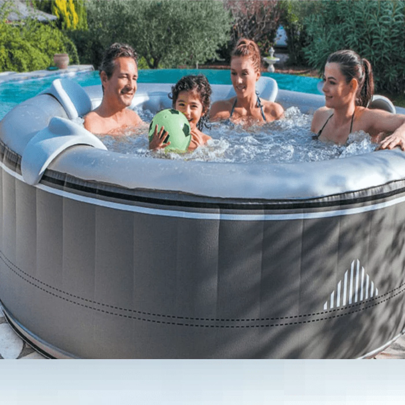 Piscina idromassaggio Malibu 6 posti gonfiabile Rotonda da esterno Piscina idromassaggio Malibu 6 posti gonfiabile Rotonda da esterno